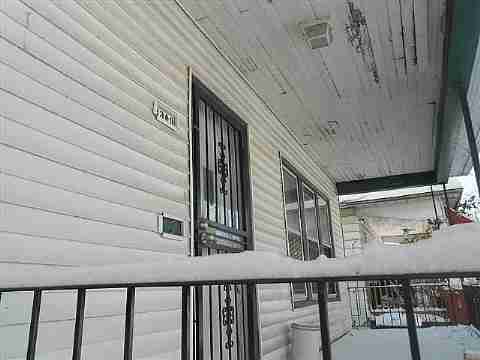 3309 Montgomery (9)_m.jpg